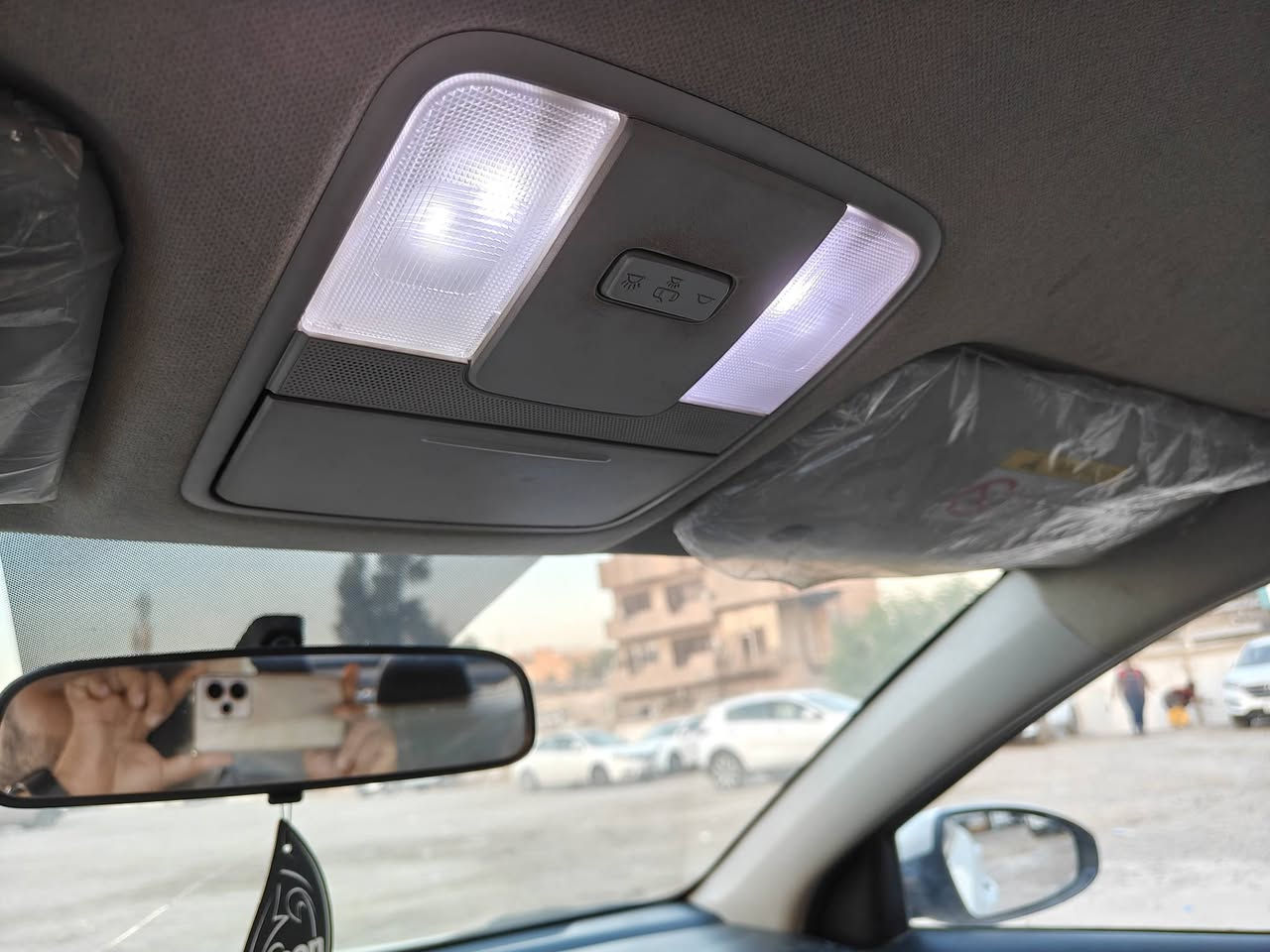 سيراتو موديل 2020 خليجي ماشية 55 كيلو رقم بغداد جديد سنوية باسمي للبيع مكفولة من صبغ بيه بارد جاملغ خلفي مكاني شعب حي التجار  للاستفسار ***********
