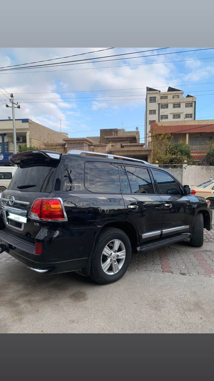 كوردي عربي 

تۆیۆتا لاندکروز - جیکسارا Land Cruiser GXR 
▪️موديل / 2010 مواصفات فوول سلايت شغال 
▪️تەنها نیو دەرگای سایق سبوغ ، بێ ناو بێ ئێرباگ 
▪️مەکینە V6 گێڕومەکینە و ئەکسل بەشەرت ……
▪️رۆیشتن تەنها ( ١٧٢ هەزاری حقیقی ) …………..
▪️رەقەم هەولێر سەنەوی نوێ ……………………….
🔺غەرامە ( ١٠ ) وەرەقە لەسەرە وەری دەگریەوە ،،،،،

▪️تەنها فرۆشتن گۆڕینەوە ناکا ،،،،،،،،،،،،،،،،،،،،
▪️نرخ ،،،،،،،( ٢٧٧ $ ) وەرەقە مجال ،

واتساب+ژمارەی ئاسیا (***********(
ژمارەی کۆرەک (***********( كركوك, العراق
