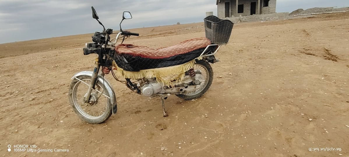 السلام عليكم موطور اربعه كير  (عيتاني باب اول  كلو بلادي  موديل 2015 تايراتو حيل نضاف  ضو امامي شغال كهربايات كلهن شغالات   السعر  275وبي مجال اتصل ***********🍂@#
