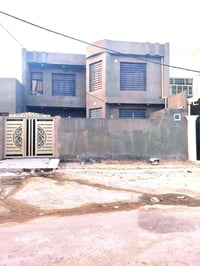 مجمع بيتي غريب • 200م • سند حر