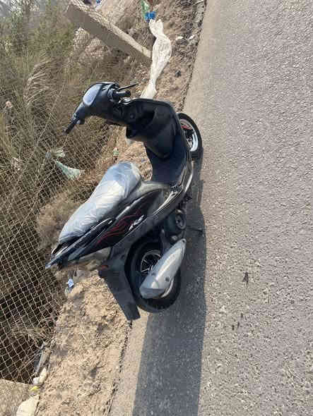 يا الله السلام عليكم ماكس عدله لبيع دراجه نضيفه ما مفتوحه  وشلعه ومعدل يخبل ملاح حلو كلشي شقال بيه   كلهه شقله 
مكاني شط لعرب 
***********
سعر$ ٨٥٠
