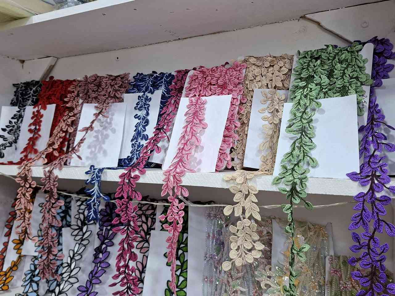 ئۆیە ترێندەکانمان بەدەست گەشتووە یەک لەیەک شاز تر و جوانتر و ناسک تر چاو لەبینینیان تێر نابێ🥹🩷

ناونیشان: کفری. جووت سایدی ئامادەیی فیدڕاڵ تەنیشت ساڵۆن دەلال


**إذا كنت صاحب هذا الإعلان وتريد حذفه لأي سبب، رجاءا أرسل رسالة إلى الدعم الفني**