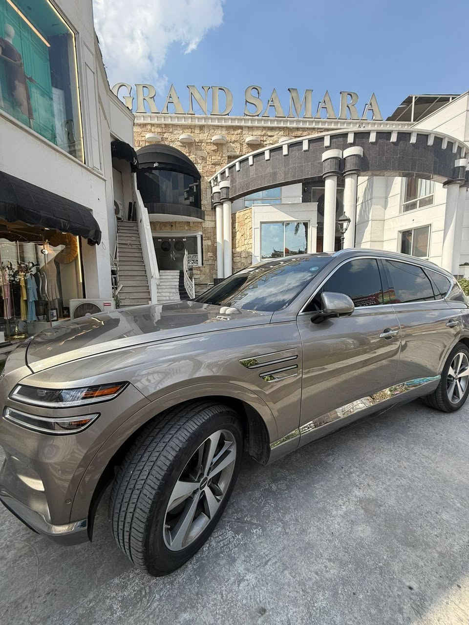 جنيسيس GV80 موديل 2021
للبيع او المراوس
رقم اربيل سنويه تضليل
لون ذهبي
محرك 4 سلندر 2.5T
الحادث كلين بدون صبغ

ماشية 50 الف
بصمة ابواب
‎رادار امامي وجانبي
فتحة سقف بانوراما
قبق جنطة كهرباء
حساسات امامية وخلفية
٥ كاميرات ٣٦٠
تقديم وترجيع عن طريق البصمة
ركن ذاتي
المقاعد الامامية تبريد وتدفئة
تدفئة ستيرن
ذاكرة للمقاعد امامية
ستيرن كهربائي الحركة
مرايا جانبية كهربائية شفط
بردات خلفية

رقم صاحب سيارة ***********

🟩علق سوف يوصلك الرسائل سعر
