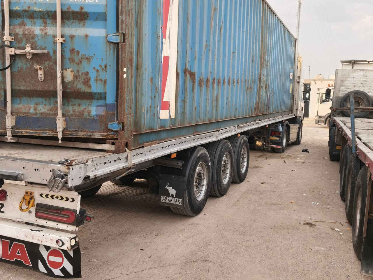 سلام عليكم سكانيه للبيع  موديل 2005 الشكل القديم  كير تماتيك محرك كير كفاله عامه رقم جديد سنويه ال 28 مربوطه العربانه وراهه ودنكير رفاع الثالث تخم تاير راس وعربانه تحويل ثاني يوم سعر 265وبيه مجال بسيط مكان بغداد يوسفيه رقم ***********        ***********    غير متواجد علا الخاص اتصل وتدلل
