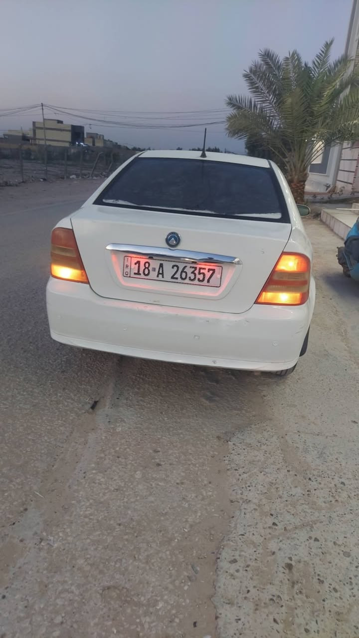 سلام عليكم ck موديل٢٠١٢
سنويه٣٠ بسمي  ***********سعره ٣٥ وبيه مجال
تخم تاير 
حداديه جديده 
منضومت زنون 
منضومت بانزين كامله
سستم صوت +دمام
