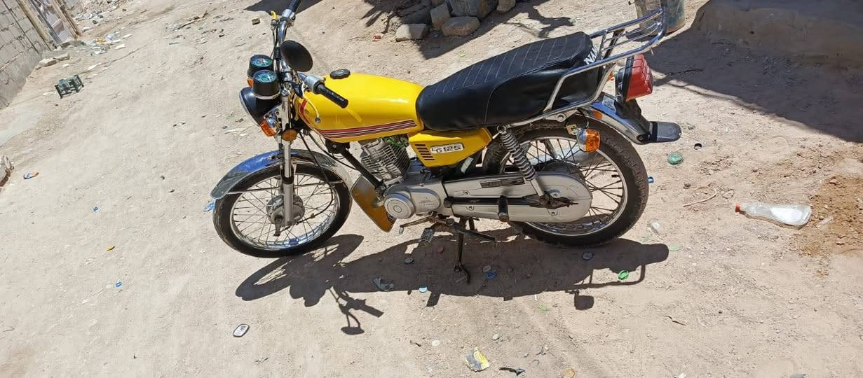 درجة للبيع مديل 21 مكينه مامفتوحه دراجه فول المكان نجف تصال عل رقم *********** (800 وبيها مجال
