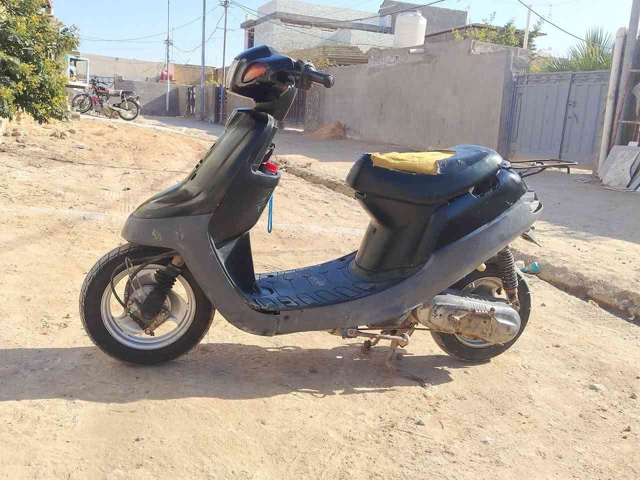 سلام عليكم دراجة بطة للبيع خطين شغالة سلف وهندر اي نقص مابيهة سعر ٢٠٠ وبيهة مجال قليل مكاني سدة الهندية       ***********
