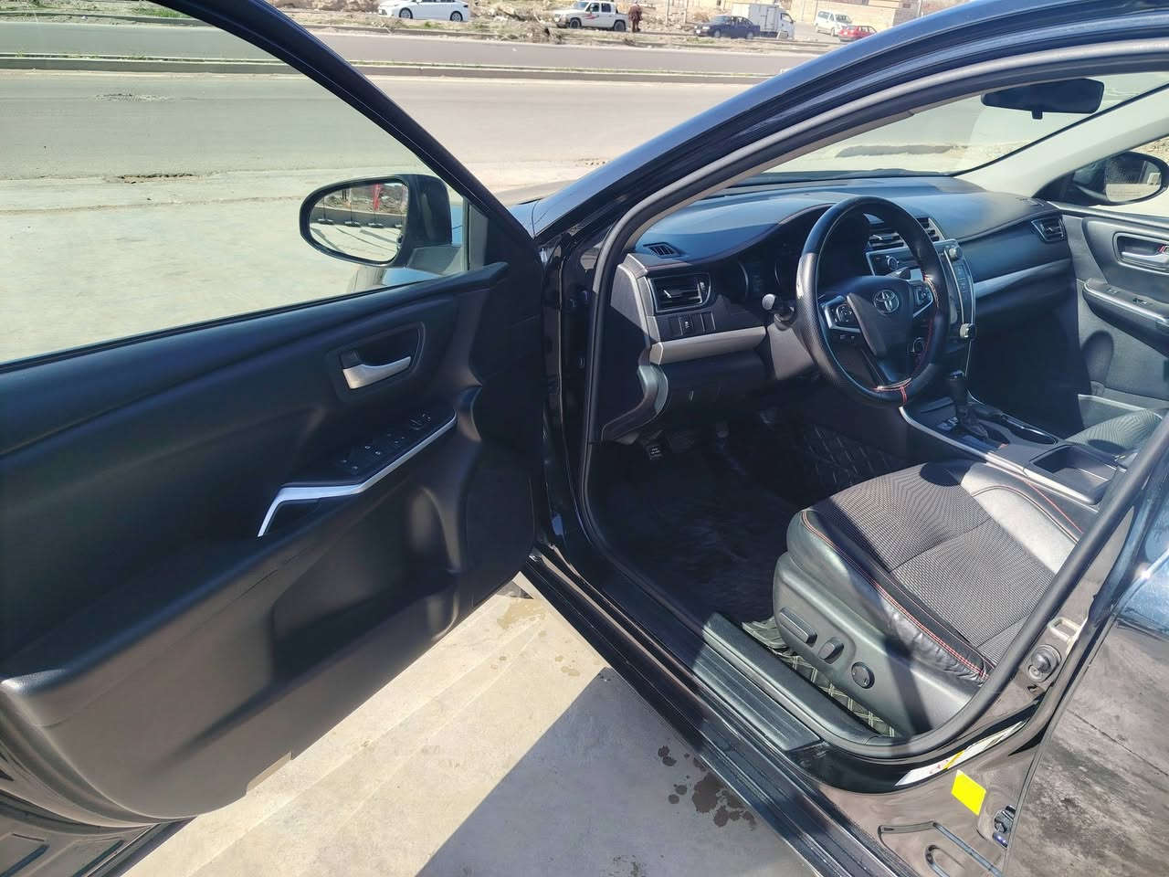 السلام عليكم كامري للبيع موديل 2017
لون اسود
رقم ادهوك
سنويه لل 31
هزه وتحويل جديد
السياره بيهه قطعتين صبق بدون دواخل
الجاملقات الخلفيه مثل ما موضح بل صوره
السياره بجم كبس
كير محرك شرط ما مفتوحات
سعر 140
تواصل على الرقم ***********
