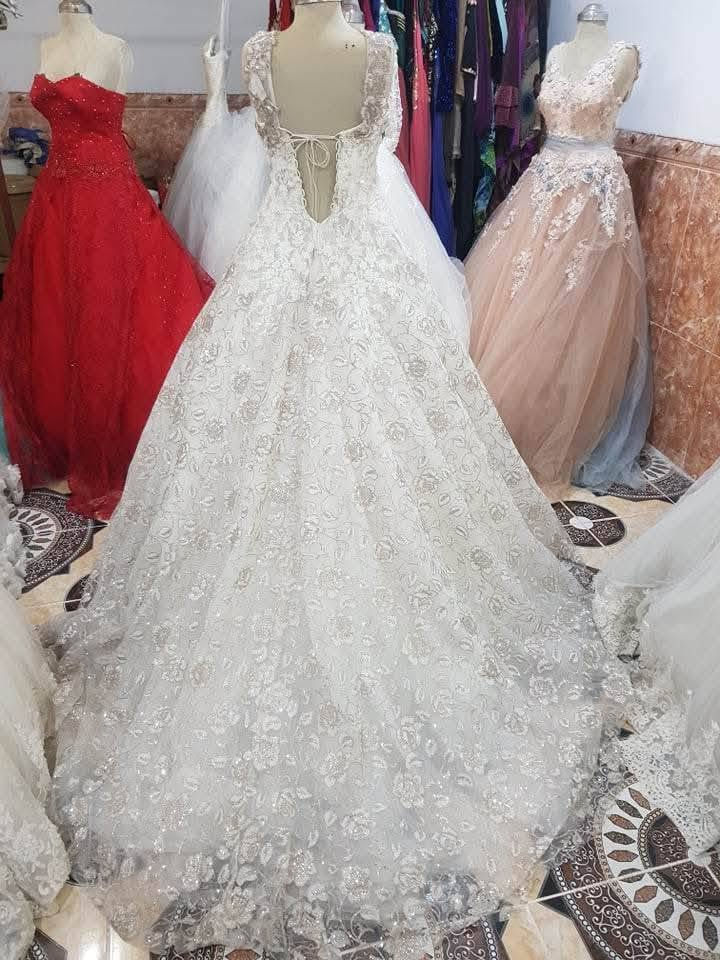 مرحبا عندي هذولا فستاين عرائس لبيع واحد على ٣٠


**إذا كنت صاحب هذا الإعلان وتريد حذفه لأي سبب، رجاءا أرسل رسالة إلى الدعم الفني**