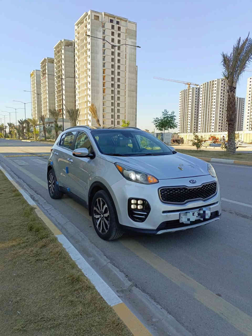 للبيع سبورتاج فول مواصفات . موديل 17 محرك جي دي اي كل شي موضح بالصور حت السونار حادث دعاميه اماميه براكيت   بغداد رقم الجديد باسمي. للاتصال *********** سعر 165 وبيها مجال
