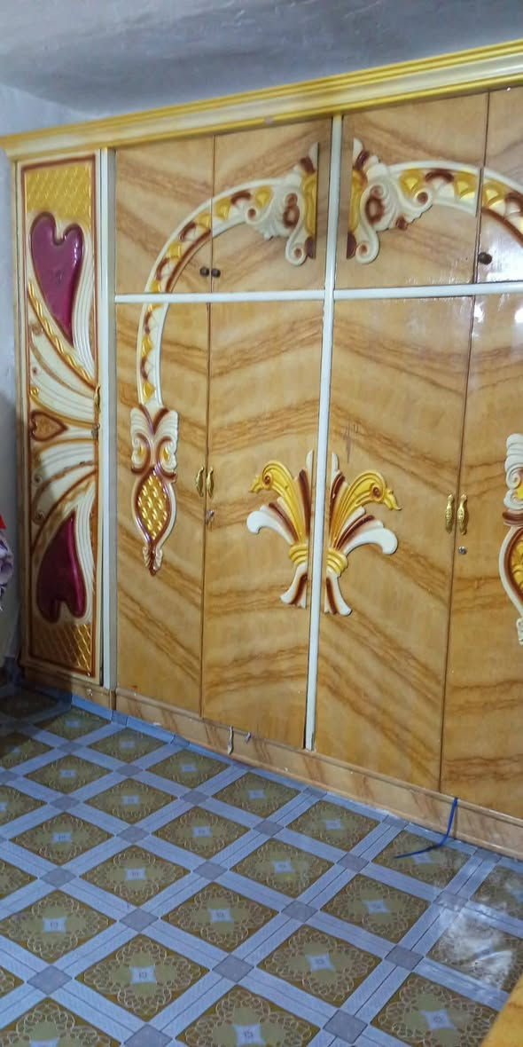 سلام عليكم
غرفه نوم كاملة بس مابيها صوميه
سعرها قفل ب200 جديده مابيها اي كسرررر


**إذا كنت صاحب هذا الإعلان وتريد حذفه لأي سبب، رجاءا أرسل رسالة إلى الدعم الفني**