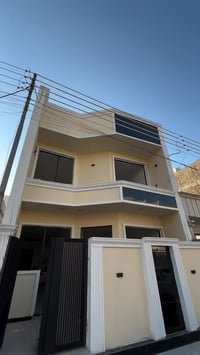 #اعلان  📣 دار للبيع بناء حديث طابقين المساحة: 100 متر  الموقع 📍 :- بغد...