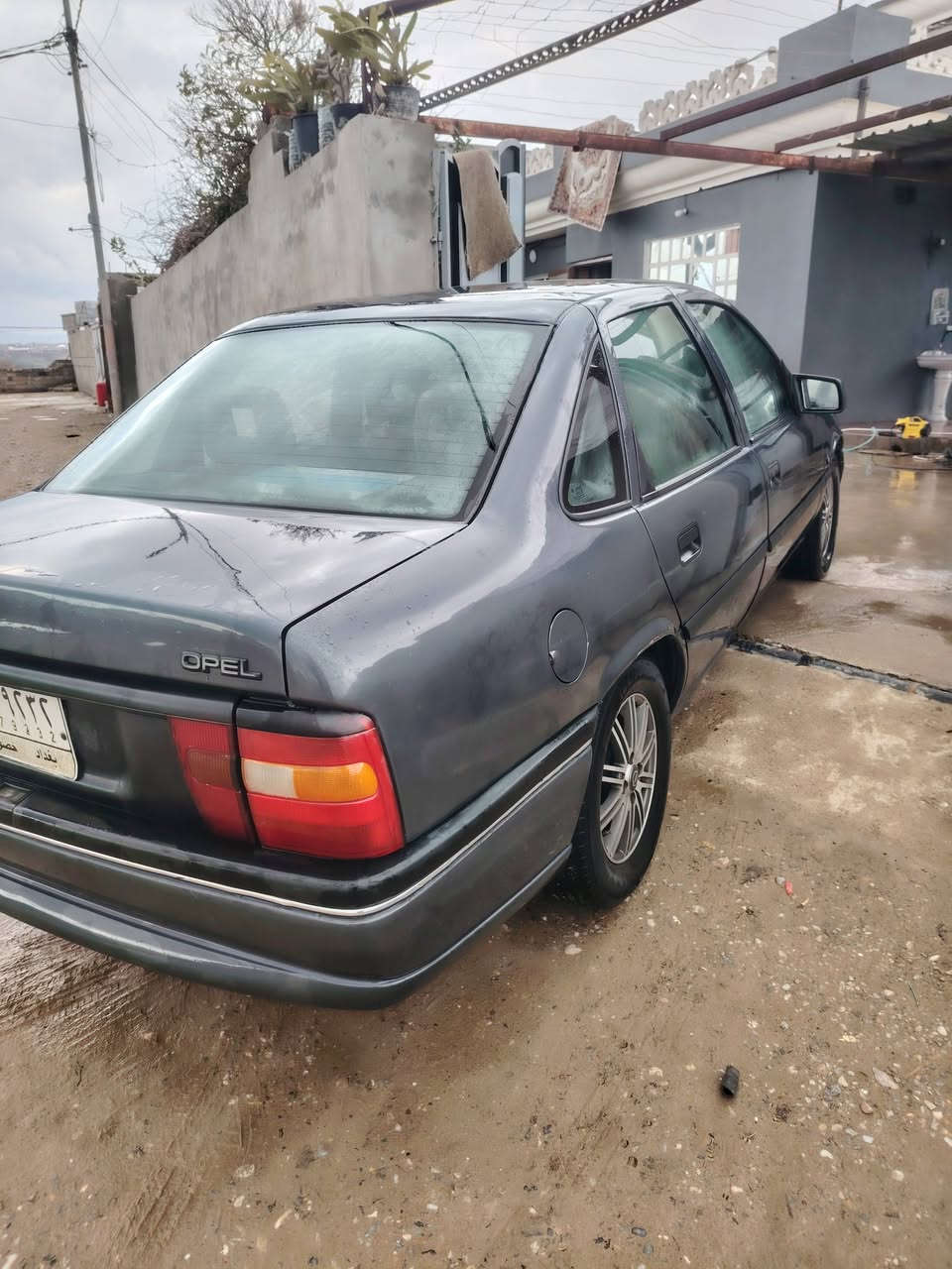 السلام عليكم للبيع اوبل فيكترا موديل 1995 حجم ٢٠ كير توماتيك تدفئة تبريدمشروع وطني ٤٧ هاتف *********** العنوان موصل
