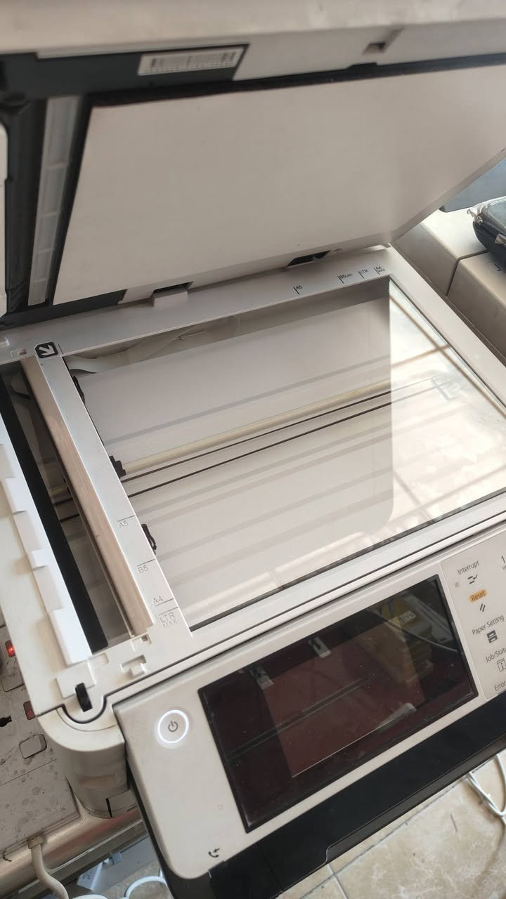 طابعة للبيع !!!!!!
العنوان موصل
EPSON / WORK FORCE / WF _ C5890
جاهزة للطبع وبدون اي عطل او مشاكل 
ملون وجهين اسود وبيض طبع ملازم كتب من اللبتوب بكل سهولة 

باقي التفاصيل التوصل مع هذا الرقم ***********
