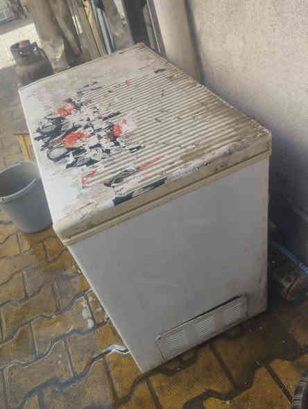 للبيع عارضات ايگور عدد 2 + مجمدة حجم صغير المكان كربلاء قرب حسينية عبد علي الراضي رقم الهاتف *********** - *********** السعر 800,000 وبيهن مجال
