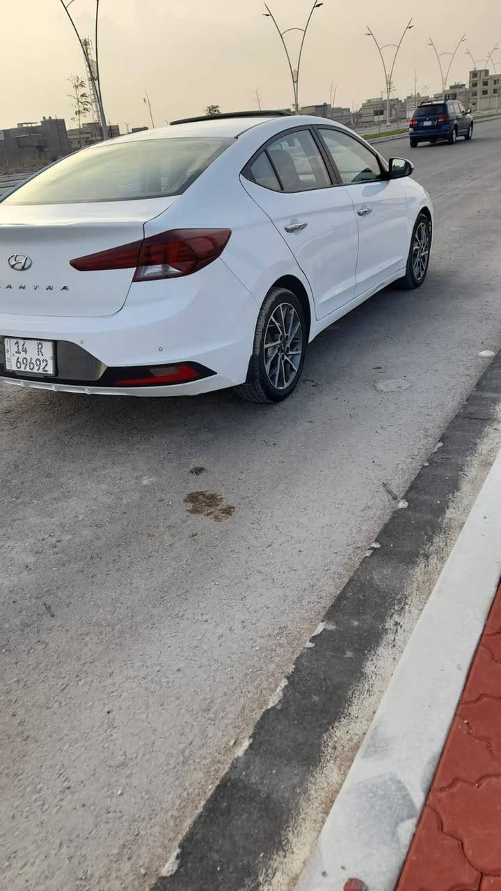 سلام عليكم: النتره 2019شكل 2020
سياره كفاله فول مواصفات
 عده رشه گد صبعين ب البنيد ودحكات بل باب
رقم بصره بسمي تحويل
سعر (155$)بيه مجال بصيط
مكلف بنشر هاذ رقم صاحب سياره 
العنوان:البصره المعقل
***********  واتساب
