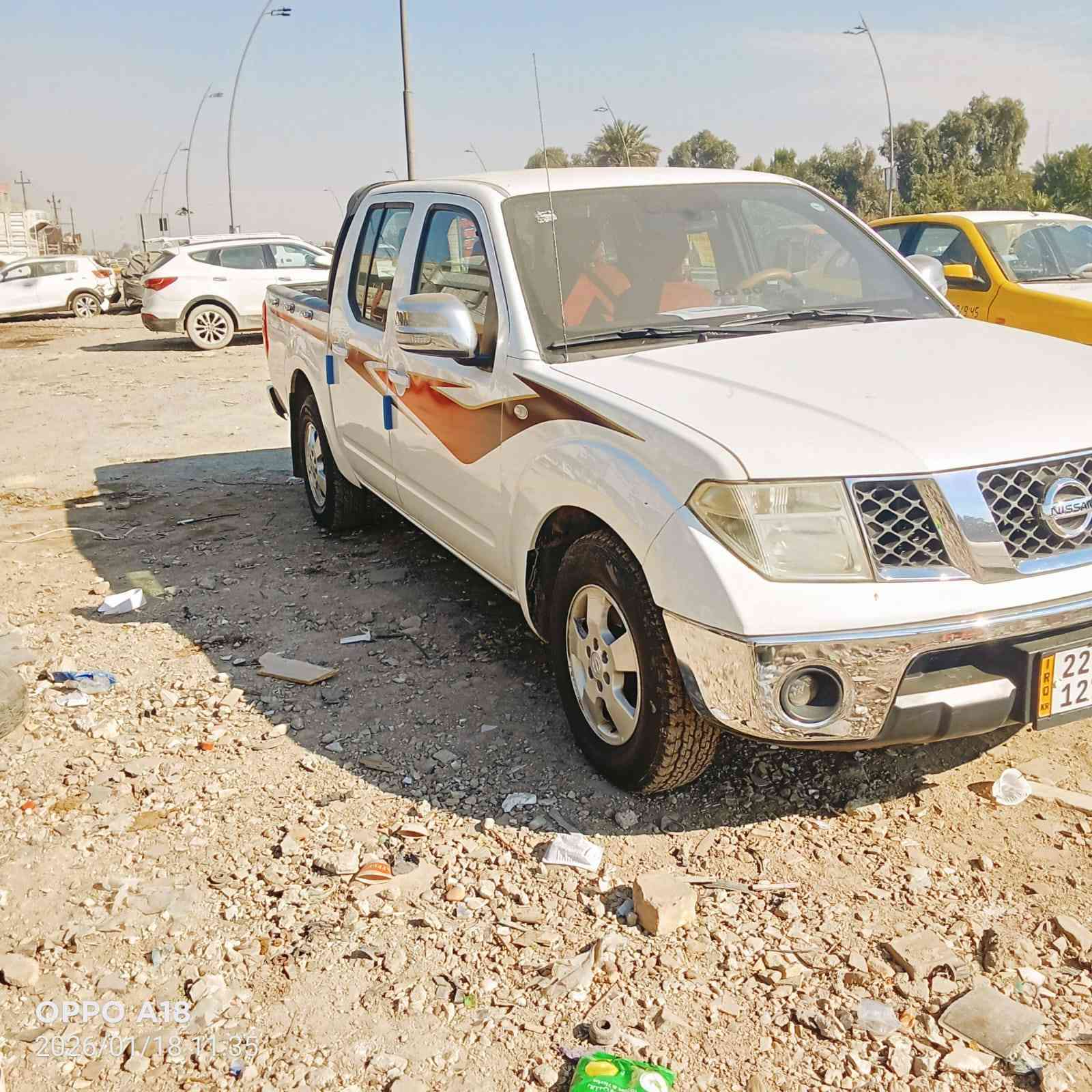 نيفارا للبيع موديل2013 رقم اربيل بسمي تحويل ثاني يوم
سياره جديده وحلوه مكينه كير صدر تخم تاير تبريد تتفئه كله جديد حادث قطعتين فقط باقي السياره كفاله عامه 
سياره جديده تخبل سعر 120 وبيها مجال شي بسيط كلش 
حك الجيه مكان السياره بغداد الرئاسه المعلمين قرب جامع النقيب رقم ***********
