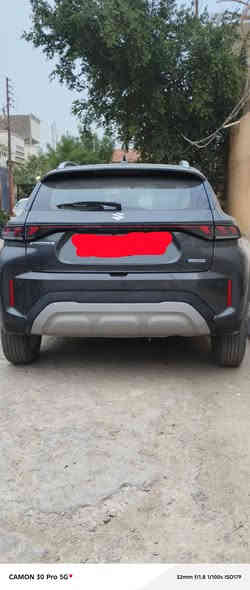 ساسوكي فرونكس هايبرد خفيف يعني محرك كهربائي مساعد للبنزين موديل ٢٠٢٤ فول ما عدا الفتحة محرك ١٥٠٠ مطلوبة مصرف الصناعي رقم بغداد فقط عليك تجيب كفيل تبدل الكفيل
***********
