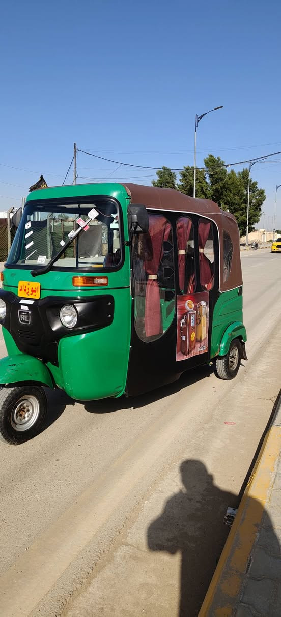 سلام و عليكم.. تكتك 21 رقم واسط ب اسمي كفاله عامه كشره ومكينه.. تكتك جاهزه ع آخر حبايه. تخم تايرات..جادر جديد...دوشمه جديده ..دبلات 3 جدد الله شاهد تكتك خير من الله كبل الشارع.. . مكان كوت مركز مدينه اي ستفسار انتصل ***********.. سعر 7800 بيها مجال حك جيه..
