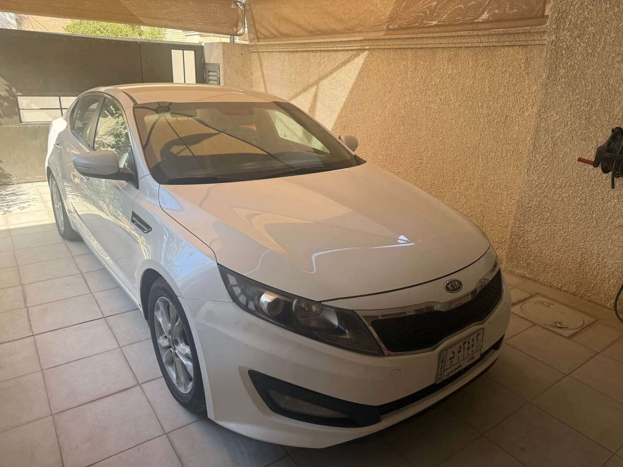 السلام عليكم . كيا اوبتما 2011 وارد خليجي مواصفات الشركة الدولية نظيفة جدا ماشية 71 محرك ابلادي كير ابلادي مابيهة كل نقص محرك 2000 تحكم ستيرن شفتات مري شفط حساس خلفي وباقي المواصفات المعروفة السيارة مكفولة من تبديل وصبغ وبارد فقط هذا الشخط الي موضح بلباب حتى الدعاميات بدون صبغ السعر 127 مكاني بغداد الكرخ حي العامل قرب البانزين خانة *********** بغداد, العراق
