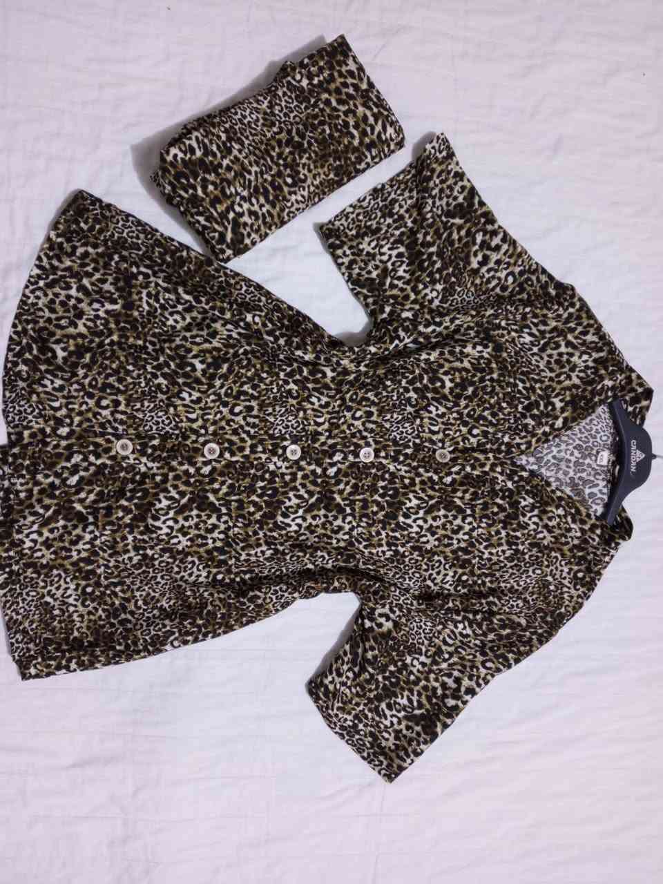 تراك كشمير صيفي بسعر ٦ آلاف فقط 
متوفر توصيل جميع المحافظات


**إذا كنت صاحب هذا الإعلان وتريد حذفه لأي سبب، رجاءا أرسل رسالة إلى الدعم الفني**