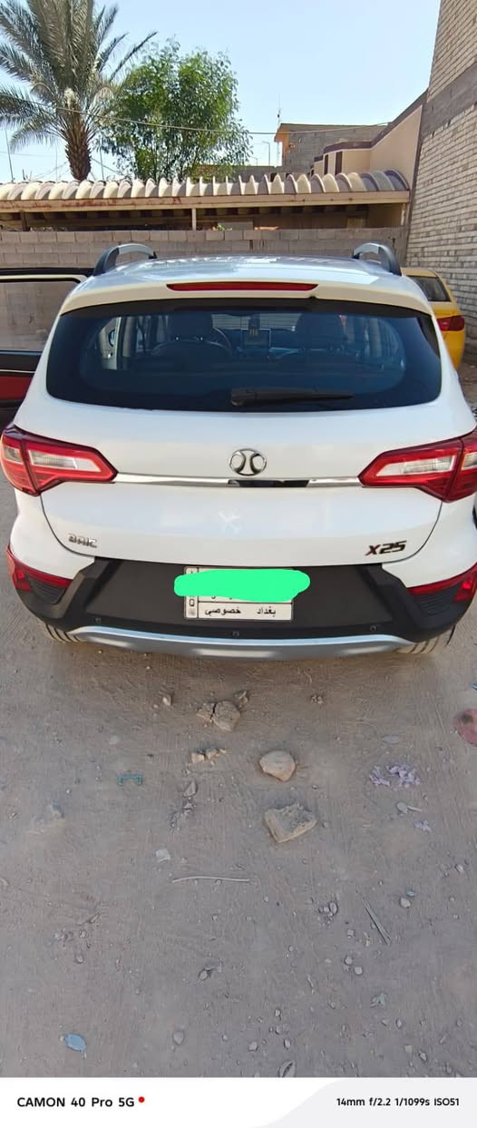 سلام عليكم سياره بايك x25 موديل 2020 رقم بغداد مكفول كفاله عامه محرك 1500 فول مواصفات شاشه حساسات تحكم سترين تبريد ثلج سياره مطلوبه مو حره سنتين تخم تاير جديد مكان كربلاء سعره 75وبيه مجال  ***********وتساب فقط او مروس ب سياره احدث ونطي فرق

