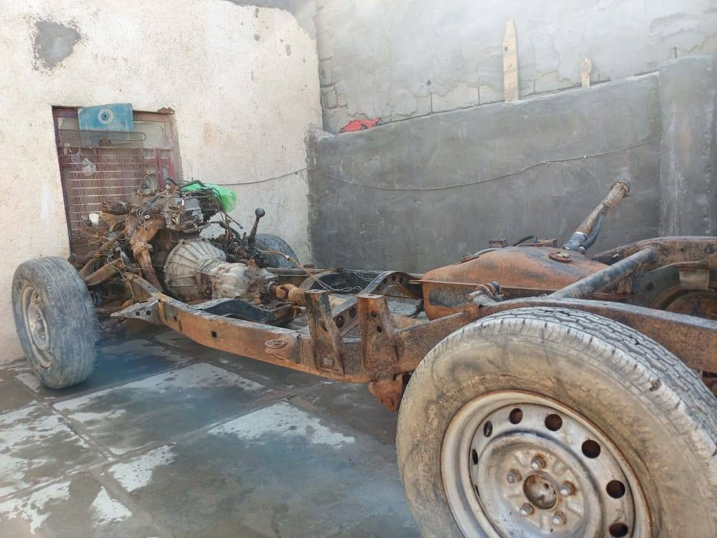 سلام عليكم اخوان شاصي بيكم تيوته موديل 94 اصولي اصولي 
***********
