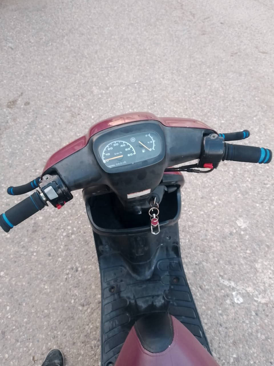 للبيع
ماطور حديث 
مكينه ما مفتوحة شرط
وايرمنية كلو شغال وشرط
رقم الموبايل ***********
