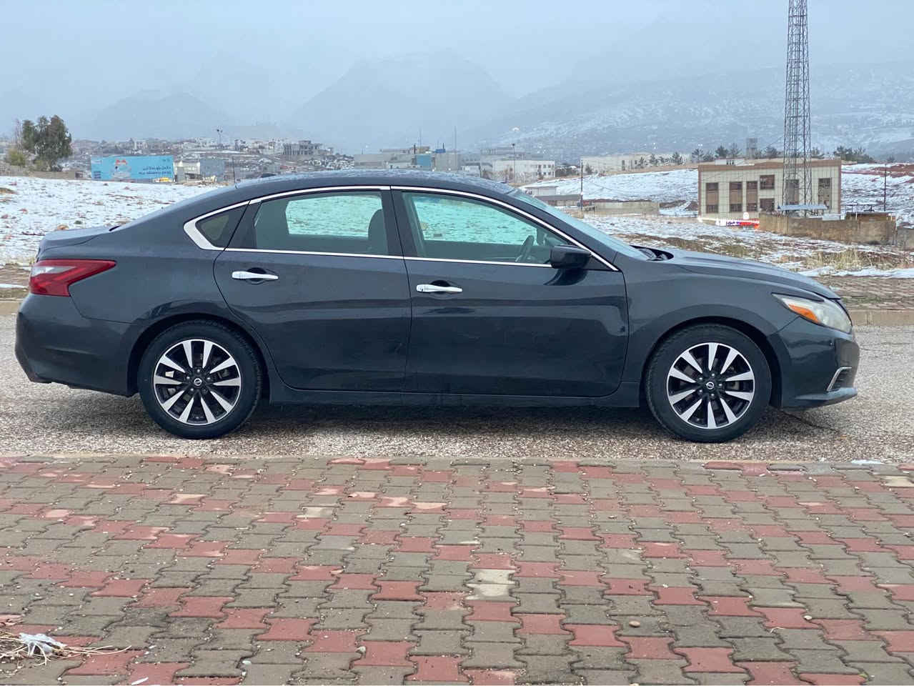 السلام عليكم

للبيع نيسان التيما موديل 2018
رقم اربيل بسمي
سعر  110ورقه عليها غرامات مرو ٤٠٠ الف ينزل من سعره 
تحويل وكاله تريد بشرط
مكينه وكير وتبريد كله بشرط وين ماتريد افحص
محرك 2500 المرغوب اربعه سلندر
مواصفات SV فول عده فتحه
بصمه 
ابواب بصمه 
صندوق بصمه
ردادات امامي خلفي جانبي كلو شغال
تحديد سرعه
تشغيل عن بعد
شاشه وكاميرا
وبعد بيها مواصفات
سيارا بيها ثلاث قطع امامي صبغ بدون دواخل بجم خلف كبس شرط رقم شاصي موجود مع صور 
ارباكات ما طاك كله سليمه 
سيارا احلى من صور سيارا نظيفه ما بيها مصرف
حجر كزوز بشرط
هاتف اسيا ***********
هاتف كورك *********** واتساب
هاتف كورك *********** واتساب
عنوان سياره قضاء عقرة بعيده عن اربيل وموصل ساعه دهوك, العراق
