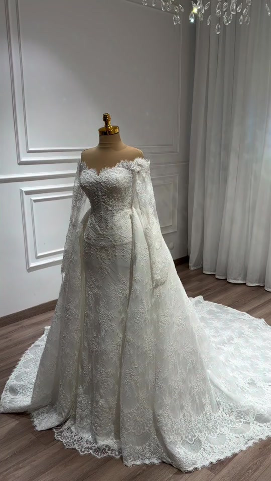 دار إيلا لتاأجير بدلات الزفاف والمهر والحنه 🤎👰 عنونا بغداد م آلصدر الكياره قطاع 69استفسار اكثر واتساب *********** #خطوبة_زواج🤵💍👰 #أضيفي_لجمالك_لمسه_فن_معنا💫✨ #بدلات_عرس #بدلات_سهره 
