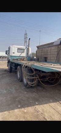 بدي سطحى كرين مال سكانيه طول 7,5كامل بدي اماراتي رجلين خلفيه0782292221...