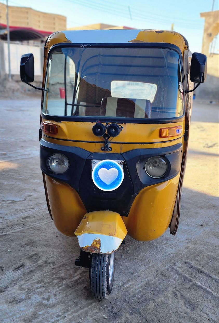 سلام عليكم شباب تكتك للبيع مديل 2021 رقم وسنويه بصره تكتك جاهزه نكره سلف كهرباءيات كله شقاله تخم تاير جبلي كاعيات ودوشمه مكينه ناعمه كشره كدامكم شوف العين  حلوه خياسات ما معمره تكتك جاهزه للشقل مكاني البصره القرنه والسعر ب6500وبيه مجال حك جيه وهاذه رقمي (  ***********. )
