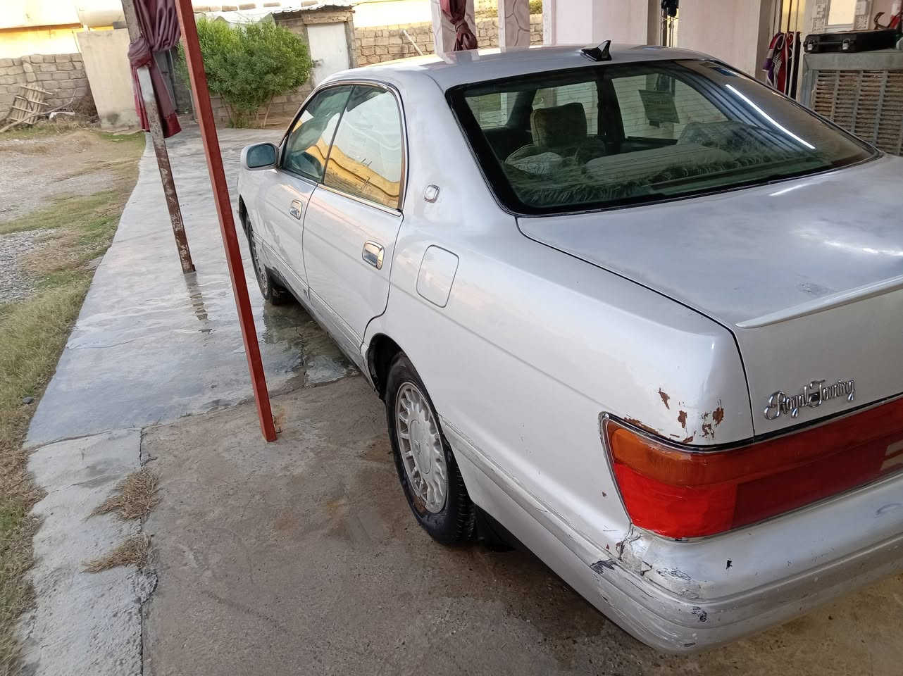 السلام عليكم بطه للبيع منفصل شرط صبق مابيها محرك 2500 كير محرك شرط السياره جاهزه من كلشي  السعر 65 وبيها مجال قليل المكان الشرقاط رقم الهاتف ***********
