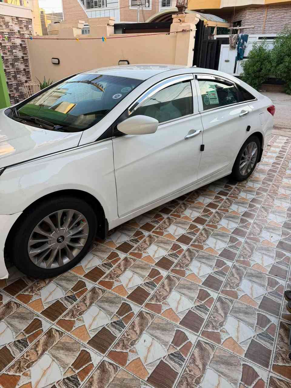 للبيع سوناتا 2011وارد امريكي جاهزه من كير محرك وصدر سوناره منشور ويه الصور تحويل مباشر السعر 95$وبيه مجال استفسار اتصل ***********
