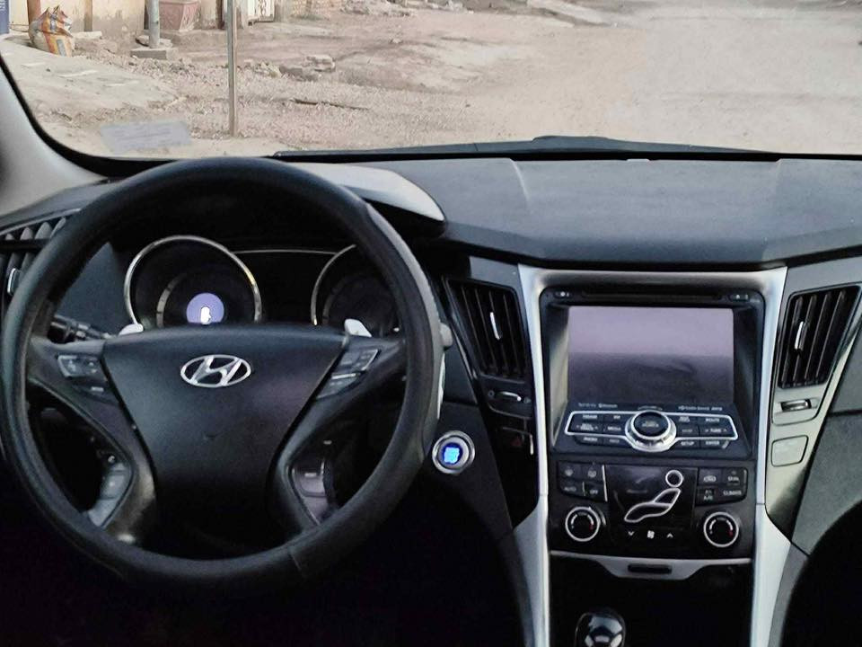 سلام عليكم 
سوناتا 2014 ادوات كص جنطه كير ومحرك وتبريد خير من الله 
فول ما عدى فتحه 
مكان سياره بغداد 
سعر قفل من الاخير 45 
***********
