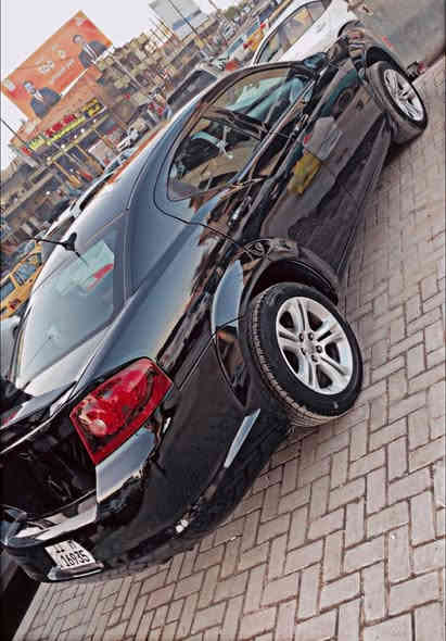 دوج افنجر 2011 للبيع فول عده الفتحه 
مكينه 2400 كير خير من الله بجم كبس حادثها جاملغ خلفي وشويه من الباب  مري كهرباء شاشه انفنتي 120 دولار  كار بلي كلشي بيها سبايدر جوكر لحيه تحكم جهتين 

صبغ عام جماليه اثر جراد بوليش جديد تكحيلات بسيطه بيها متبين داخل اسود نضيف 

ناقصها شغلات جداً بسيطه 

رقم بغداد دولي سنويه 2029 

سعر 89 وبيها مجال 

مكانها بغداد  حي حطين 

***********
