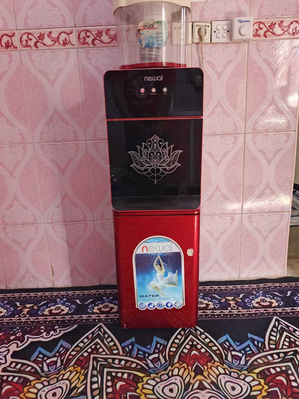 س ع براد شغال بالشرط نوعيه نوال حار بارد دافي ثلاجه كله شغال بلادي ع وضع شركه مابيه كل عيب سعر 65 وبيه مجال مكاني كركوك حي عسكري شراي اتصل ***********
