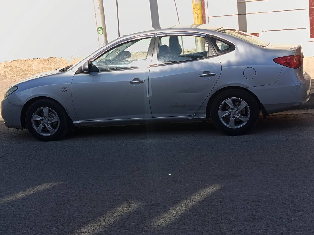 افانتي 2007 بيه قطعتين سياره كامله من كلشي
محرك كير تبريد تخم تاير صدر جديد
***********
المكان هيت
