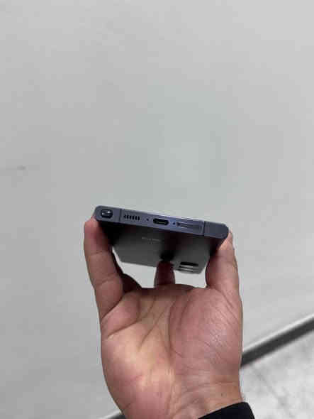 للبيع s23 الترا ذاكره ٢٥٦ شرق اوسط دبل شريحه نضيف ١٠٠% بحاله الوكاله لا مفتوح ولا مبدل بي شي مع شاحنه سامسونك من عين الفهد 2 متر 
السعر ٧٨٠ الف المكان الانبار الحبانيه
للتواصل واتساب فقط ***********
