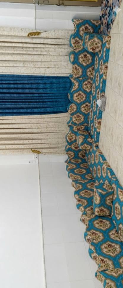 للبيع جلسه عربيه خليجي الطول ٢٠ متر اسفنج مضغوط جديده السعر الاتصال ( *********** )
