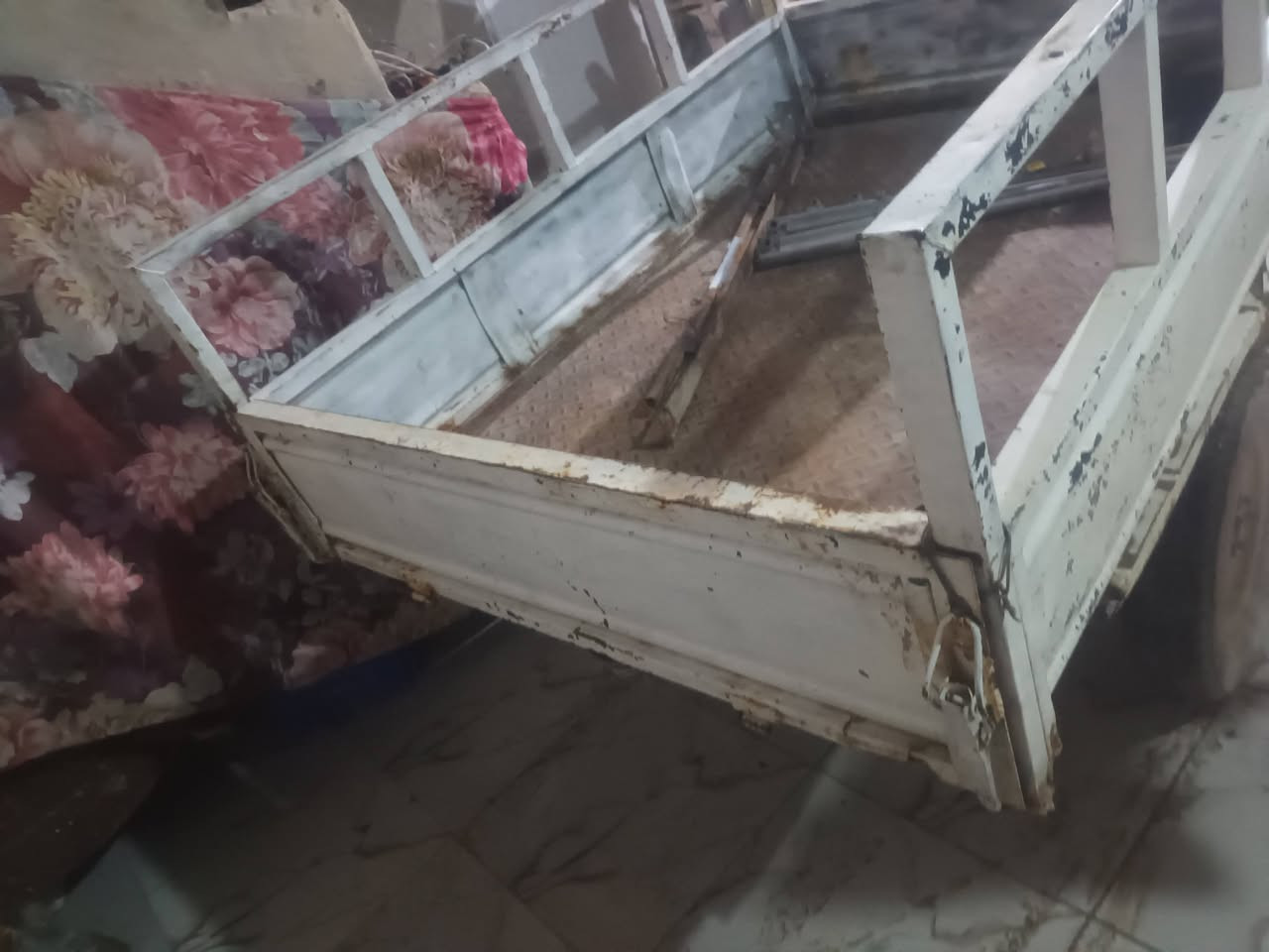 ستوته كلك مكفوله من سرقه موديل 16 سعر 600 وبيه مجال للشراي مكان كوفه حي ميسان ***********
