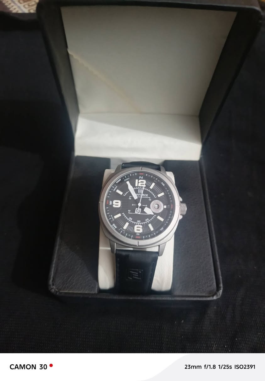 للبيع ساعات أصلية وكالة شرط
‏ساعة بيگوتي  اصلي وكالة مكينة ياباني سير جلد طبيعي ، 
‏ساعة دانيال كلين أصلي وكالة مكينه ياباني 
‏ساعة نوفيفورس أصلي وكالة
‏
‏جديدات استخدام قليل مع كرت الضمان علب أصلية للتواصل خاص أو على الرقم
‏*********** واتساب
‏
