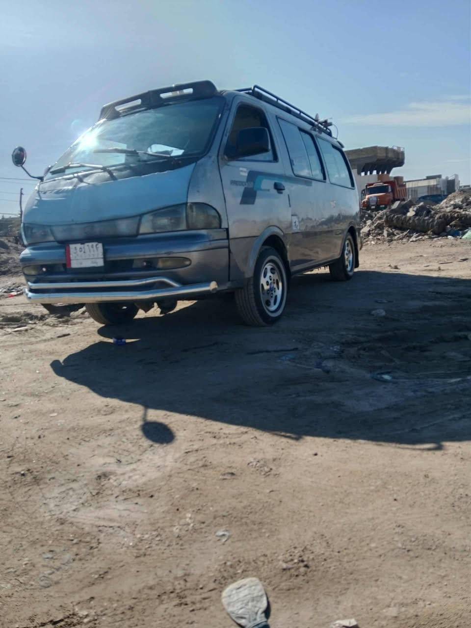 السلام عليكم كيا بريجو موديل 1997 رقم بغداد بأسمي تحويل مباشر السيارة كير اكسل محرك تخم تاير باتري كلة جديد وكفالة السيارة بيها صبغ بلصفحه الكصيرة 
مكانها بغداد ابو غريب للاستفسار اتصل ***********
اخوان اني مكلف بلنشر اتصل على صاحب السيارة الخاص مقفول
