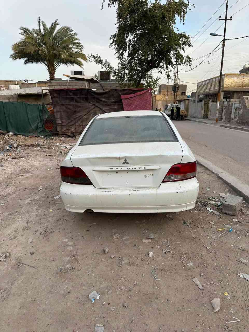 السلام عليكم ميسيوبيشي كلنت موديل 2004 مكفوله مكينه لانسر  كير عادي سياره شغاله مال مزاد وزارة الداخليه الكتاب بسمي واصل المرور تروح ترقم كبل اسويلك وكاله ام الباركود وتمشي وين متريد السعر 28 مكان بغداد ***********
