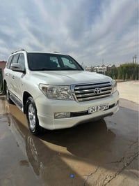 لاندكروزر GXR • ٢٠٠٩ • ٢٨٠٠٠٠ كم