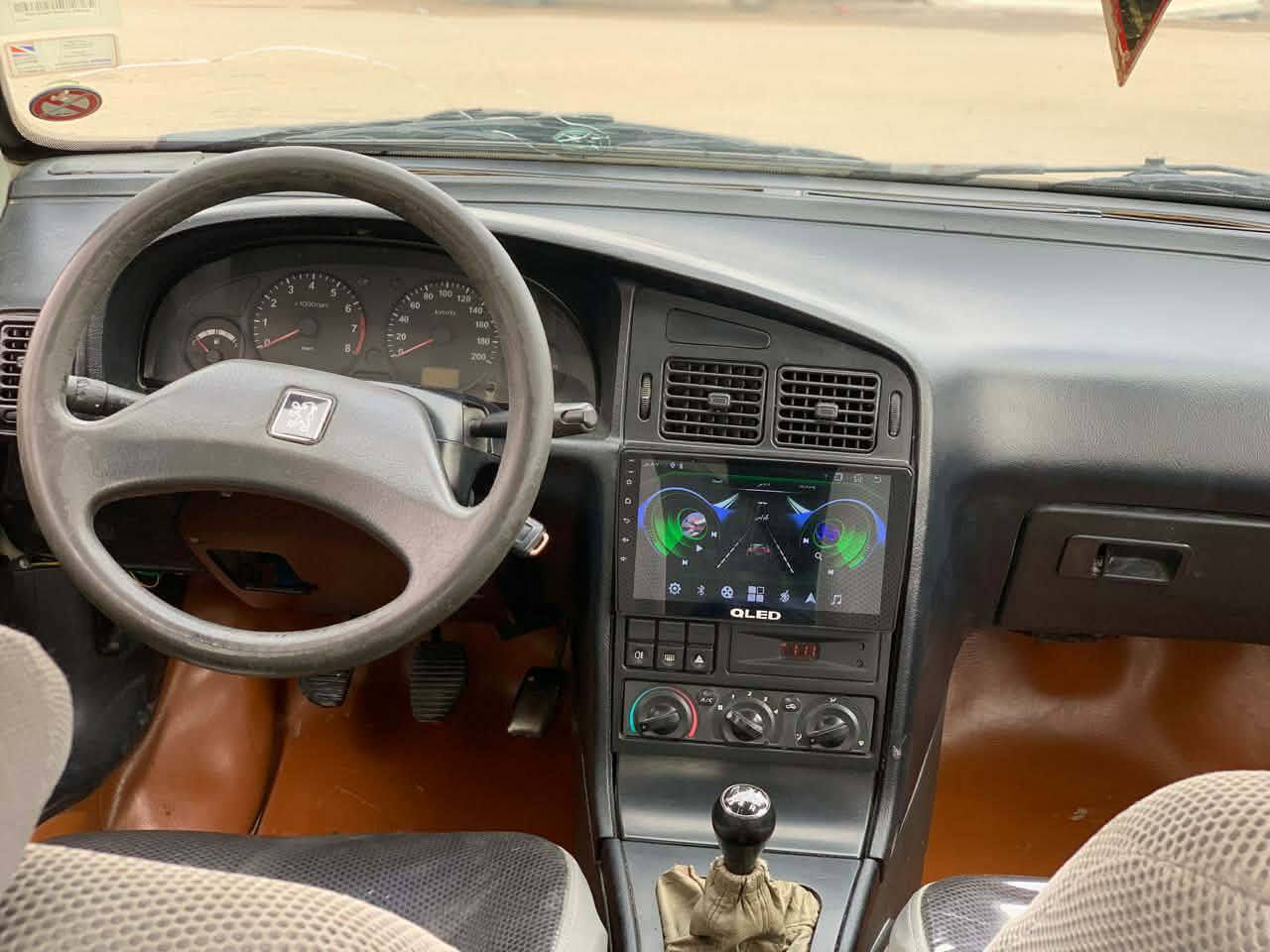 السلام عليكم للبيع بيجو 405 موديل 2009 رقم بغداد باسمي انكليزي السيارة كير مكينه جداد تخم تاير جديد تبريد ثلج حداديه جديده السعر 40 (مكاني بغداد) ***********
