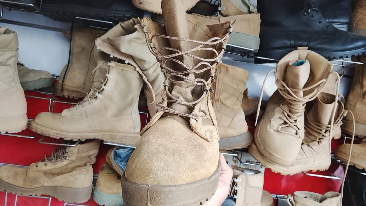 روكي أمريكي قياس 41 جديد سعر 130 وتوصيل مجاني
تجهيزات سيد وليد العسكريه لبيع وشراء البسطال الأصلي
العنوان
باب الشرقي مقابل حديقه الامه فرع سيف الفريجي


**إذا كنت صاحب هذا الإعلان وتريد حذفه لأي سبب، رجاءا أرسل رسالة إلى الدعم الفني**