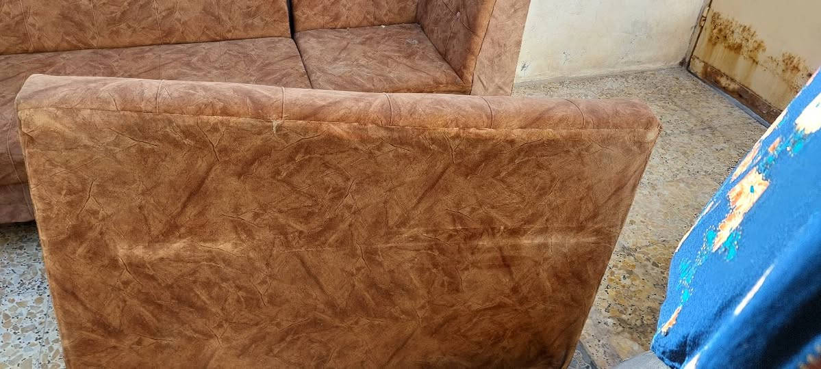 السلام عليكم قنفات للبيع نضيفات السعر 75 الف 
مكاني شارع المطار مقابيل باب الخروج


**إذا كنت صاحب هذا الإعلان وتريد حذفه لأي سبب، رجاءا أرسل رسالة إلى الدعم الفني**