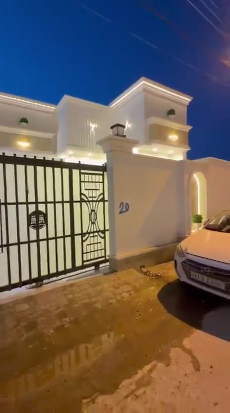 🏡 دار مميزة للبيع في الرمادي – شارع 40 خلف أثاث القند

📍 الموقع: الرمادي / شارع 40 / قرب مجمع الخيّام 💥

▪️ المساحة الكلية: 230 متر💥

▪️ جنس العقار: طابو زراعي سند 25💥

▪️ نوع البناء: طابوك💥

▪️ دار جديد ومميز بتصميم عملي ومريح💥

🔹 يتكون من: 3 غرف نوم اثنان في الطابق الاول و واحده

 في الطابق الثاني ، صالة ، مطبخ ، مجموعة صحيات داخلية وخارجية ، كراج💥

ترك جانبي للدار💥

✅ كافة الخدمات متوفرة: ماء، كهرباء، تبليط، ومنطقة مخدومة بالكامل.💥

📌 يمتاز الموقع بقربه من المدارس والأسواق وجميع💥 الاحتياجات اليومية، إضافة إلى هدوء المنطقة وسهولة💥 الوصول.

💰 السعر: 155 مليون ، السعر قابل للتفاوض.💰💰

-----------------------------------------------------
📞 للاستفسار والمعاينة:
زيارة المكتب ، الفرع الاول خلف ألعاب السندباد 

الفرع الثاني شارع 40 قرب باب الخشب 

📱 واتساب على كلا الرقمين 

         ***********☎️
         ***********☎️
