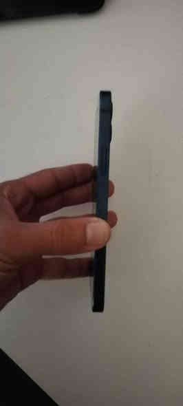 متوفر ايفون مستعمل نظيف بلادي وتر بروف ذاكرة 128 لون ازرق نظيف جدا فقط سماعة اتصال عطلانة رايدة ب ٣٥٠ و بي مجال مكاني بغداد مدينة الصدر الاولى الشراي يتفضل واتساب او يتصل *********** بغداد
